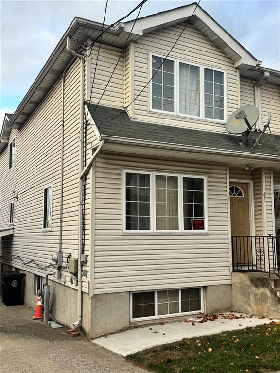45 Winegar Lane Port Richmond Staten Island NY 10310