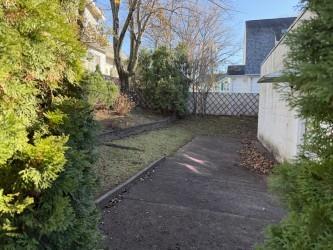 19 Woodlawn Avenue Grasmere Staten Island NY 10305