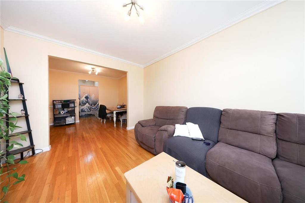 1537 West 11th Street Bensonhurst Brooklyn NY 11204