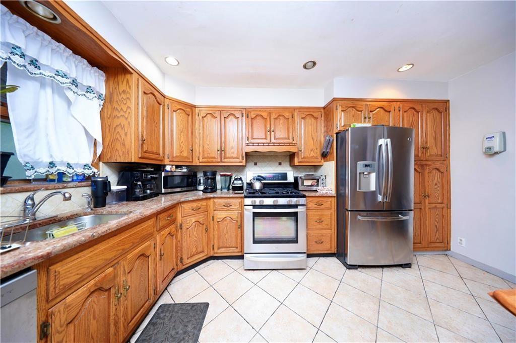 1296 East 54th Street Flatlands Brooklyn NY 11234