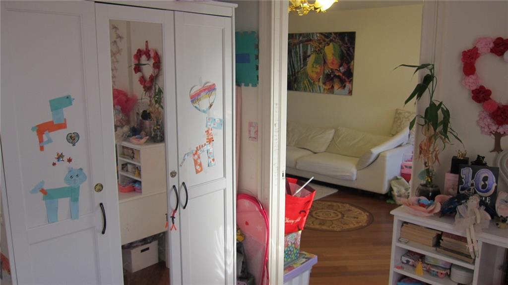 35 Seacoast Terrace Brighton Beach Brooklyn NY 11235