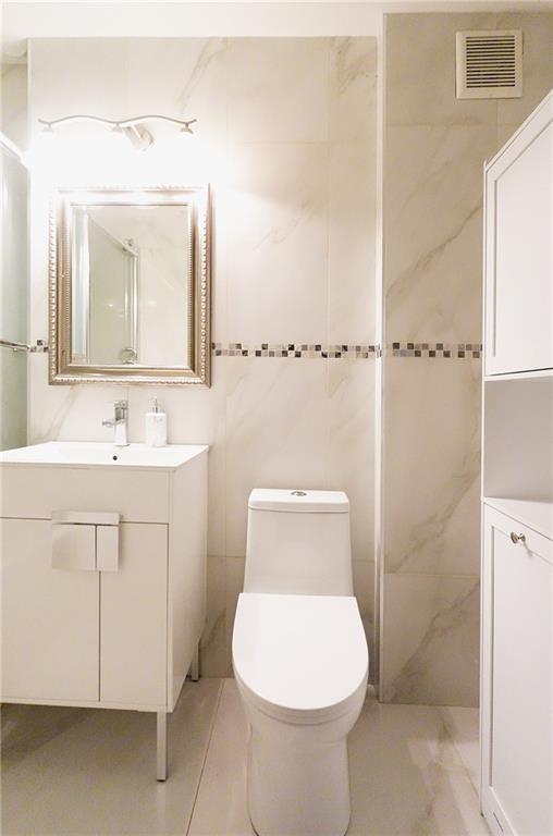 35 Seacoast Terrace Brighton Beach Brooklyn NY 11235