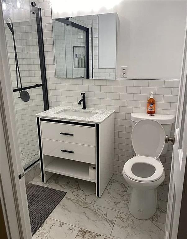 234 Richardson Street East Williamsburg Brooklyn NY 11222