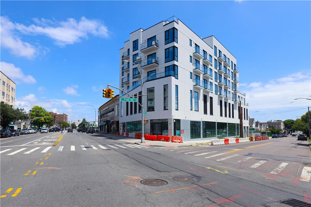 150-02 Northern Boulevard Murray Hill Flushing NY 11354