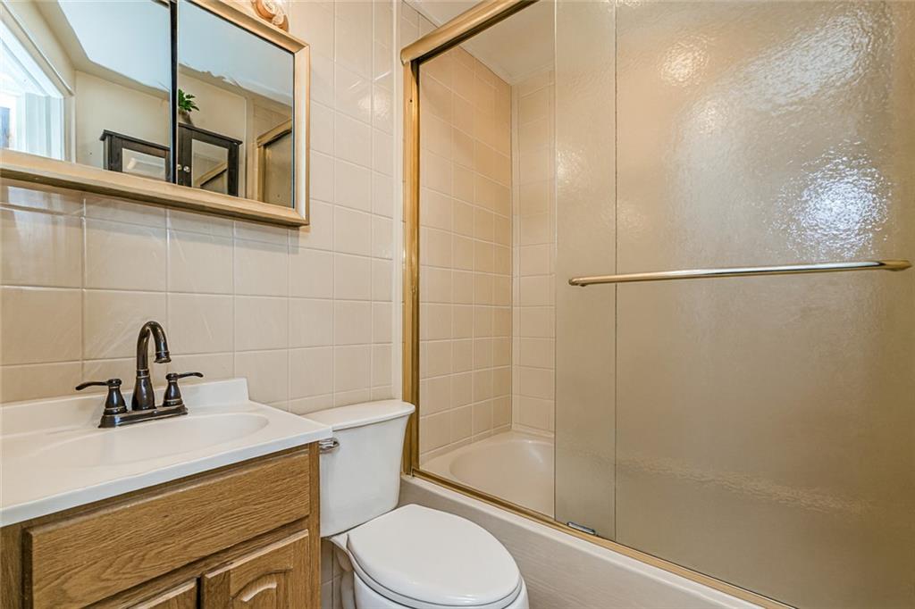 1646 72nd Street Bensonhurst Brooklyn NY 11204