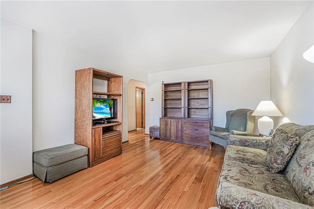 188 Evergreen Avenue Dongan Hills Staten Island NY 10305