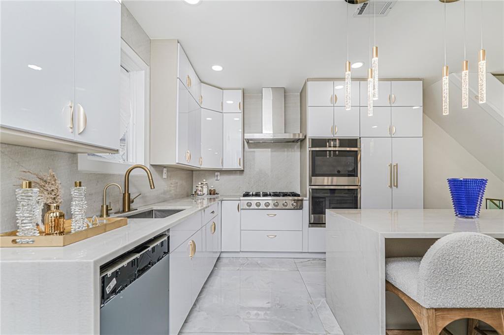 1518 East 14th Street Midwood Brooklyn NY 11230