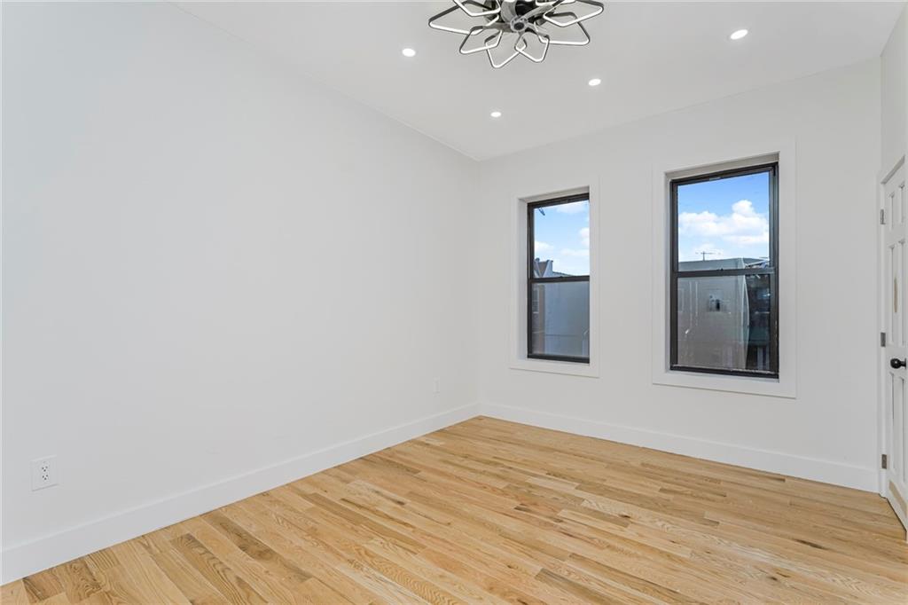 711 East 52nd Street East Flatbush East Flatbush NY 11203