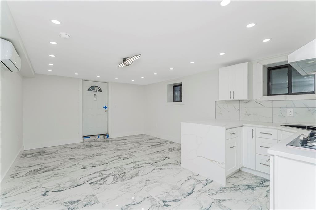 711 East 52nd Street East Flatbush East Flatbush NY 11203