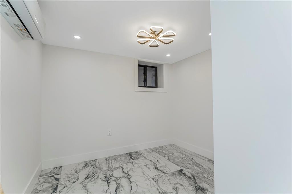 711 East 52nd Street East Flatbush East Flatbush NY 11203