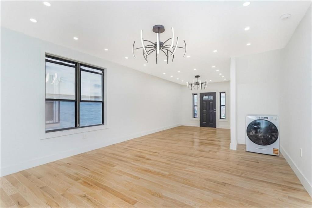 711 East 52nd Street East Flatbush East Flatbush NY 11203