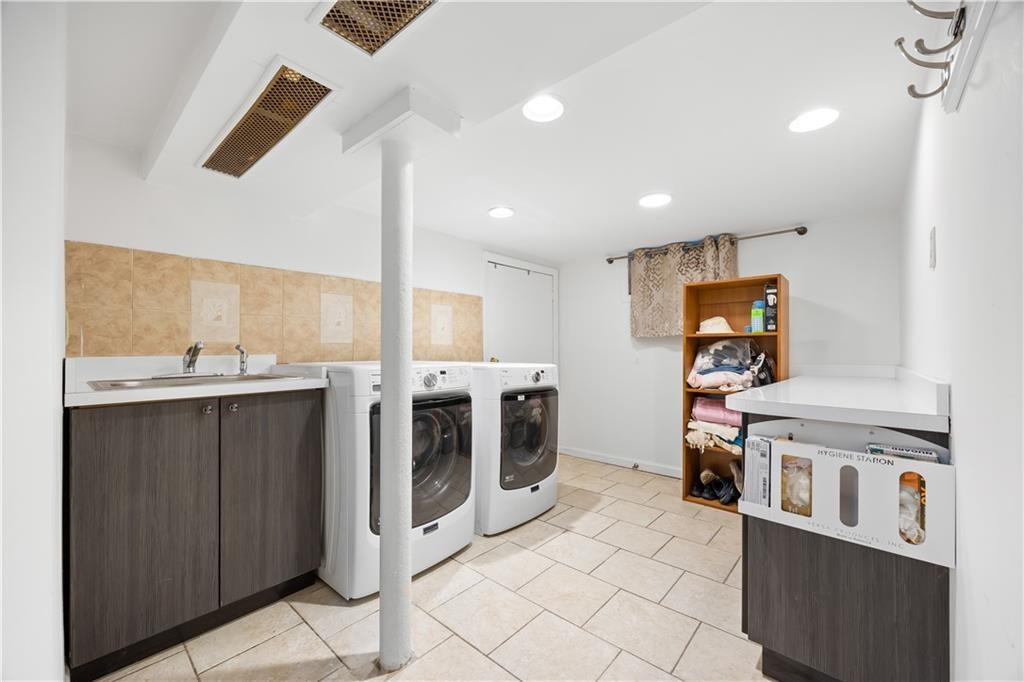 3735 Oceanic Avenue Sea Gate Brooklyn NY 11224