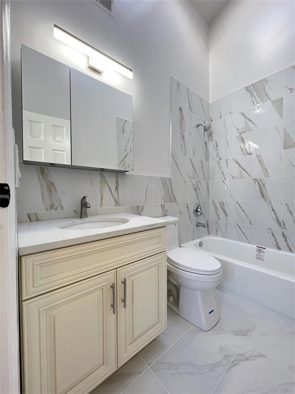 507 Buel Avenue Dongan Hills Staten Island NY 10305