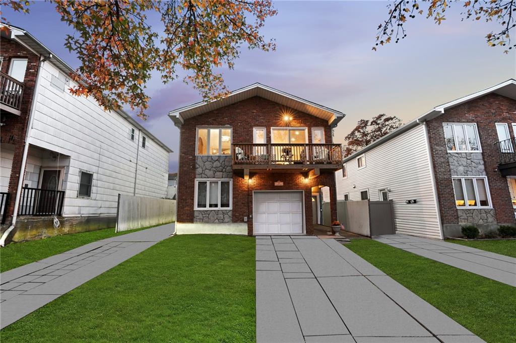 20 Helene Court Prince's Bay Staten Island NY 10309