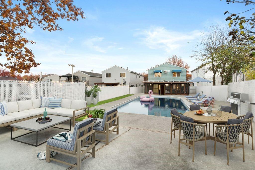 20 Helene Court Prince's Bay Staten Island NY 10309