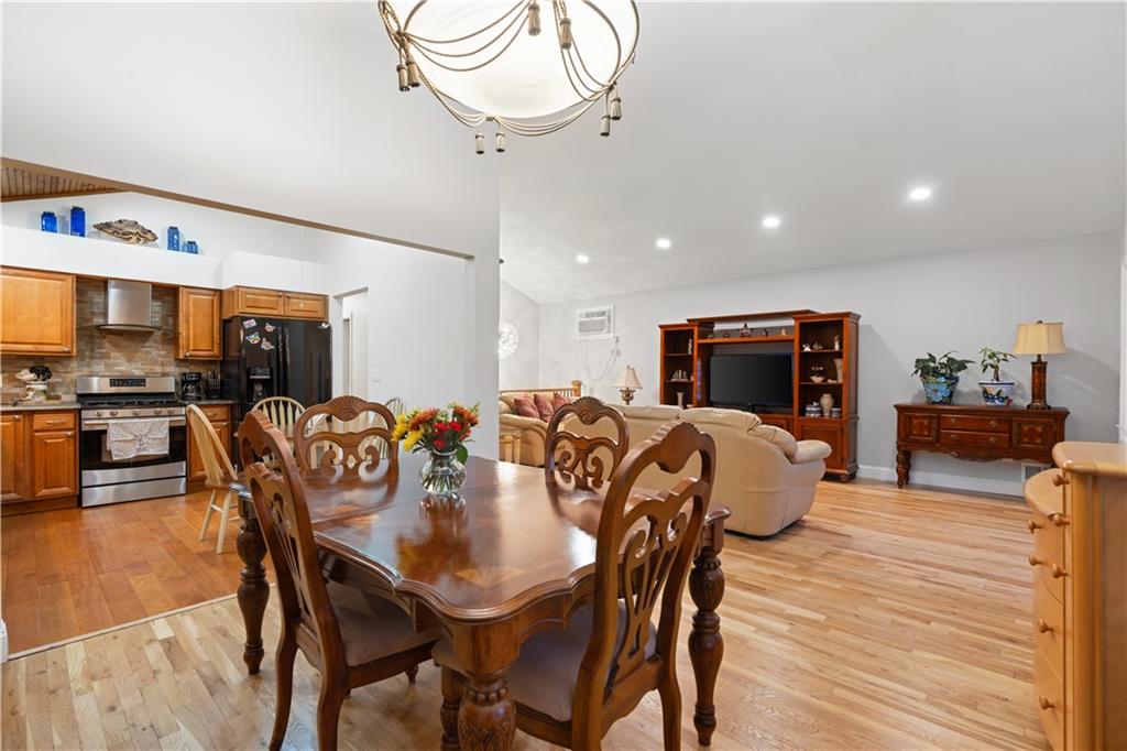 20 Helene Court Prince's Bay Staten Island NY 10309