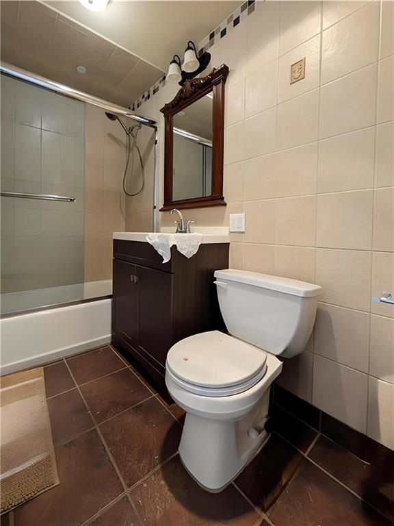 6422 Bay Parkway Bensonhurst Brooklyn NY 11204