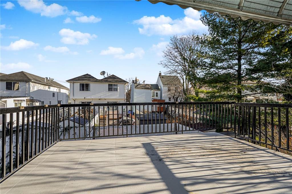 293 Wingham Street Rosebank Staten Island NY 10305