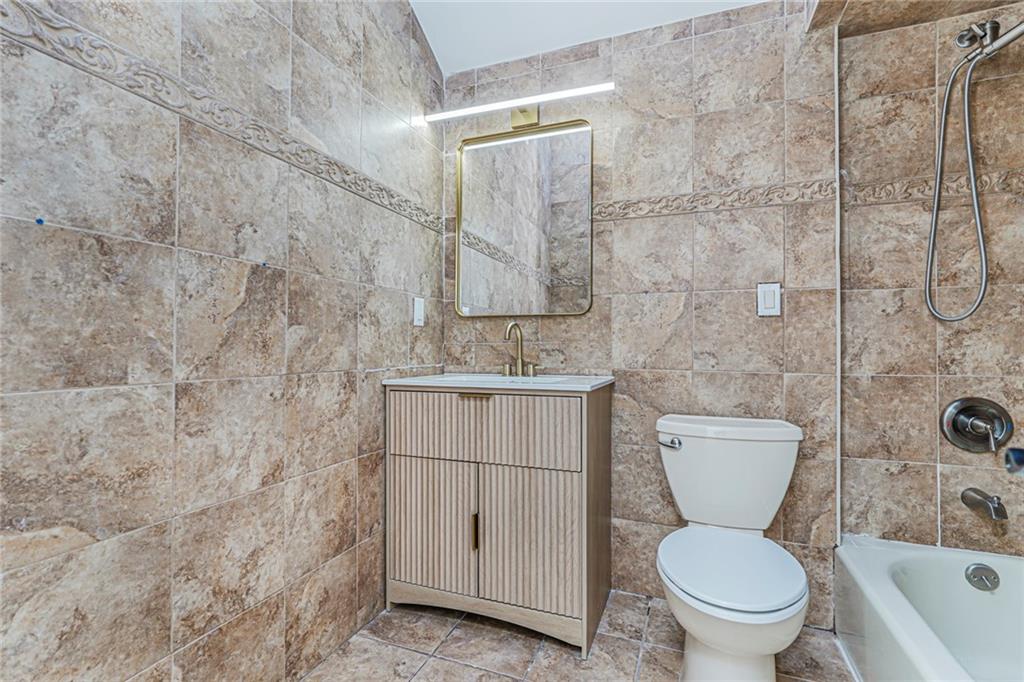 293 Wingham Street Rosebank Staten Island NY 10305