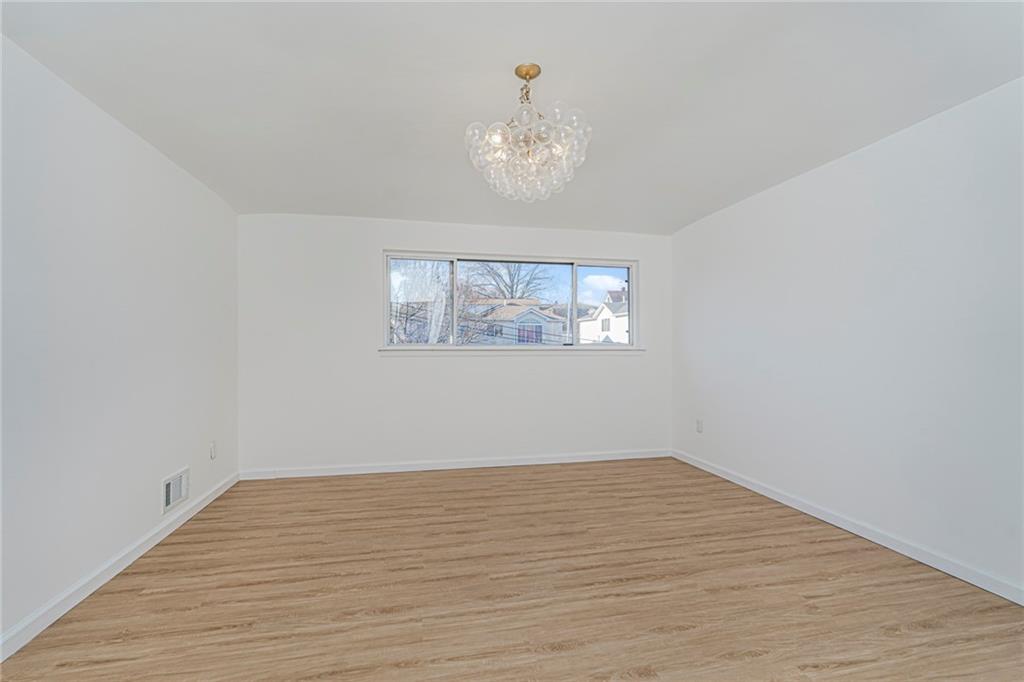 293 Wingham Street Rosebank Staten Island NY 10305