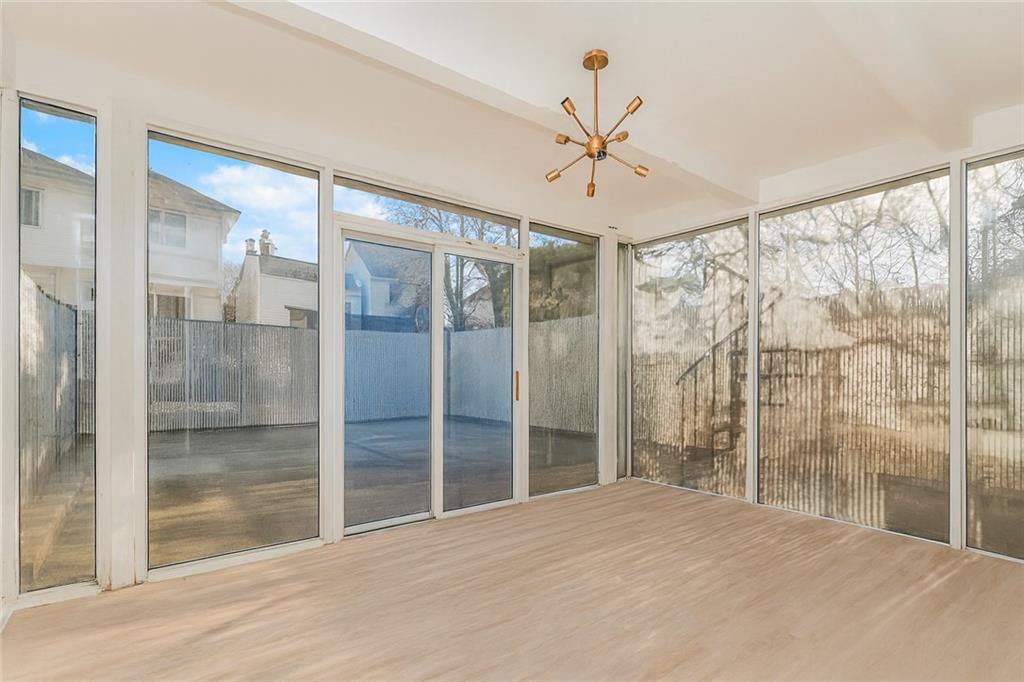 293 Wingham Street Rosebank Staten Island NY 10305