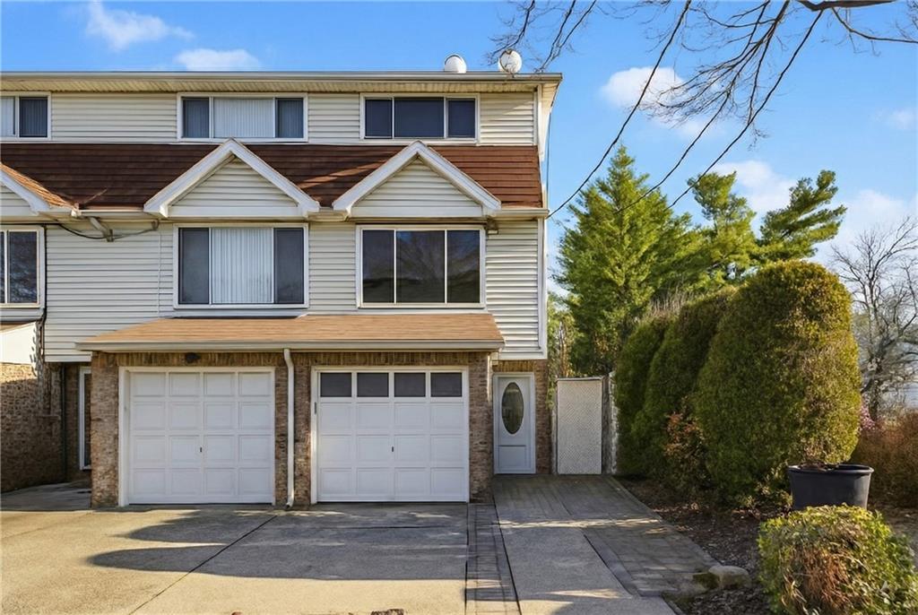 293 Wingham Street Rosebank Staten Island NY 10305