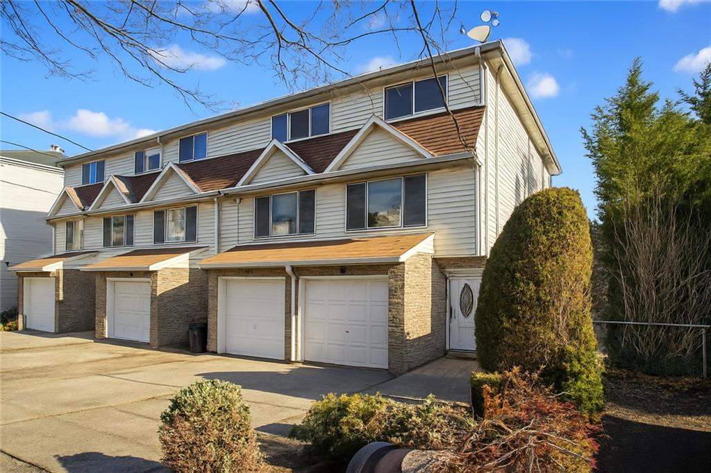 293 Wingham Street Rosebank Staten Island NY 10305