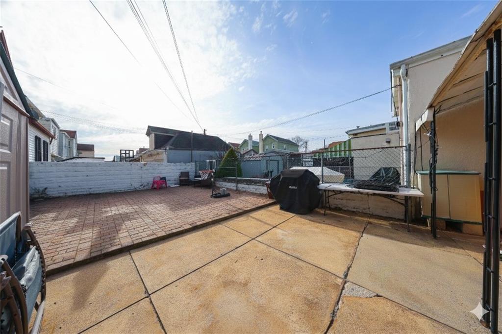 176 Avenue V Gravesend Brooklyn NY 11223