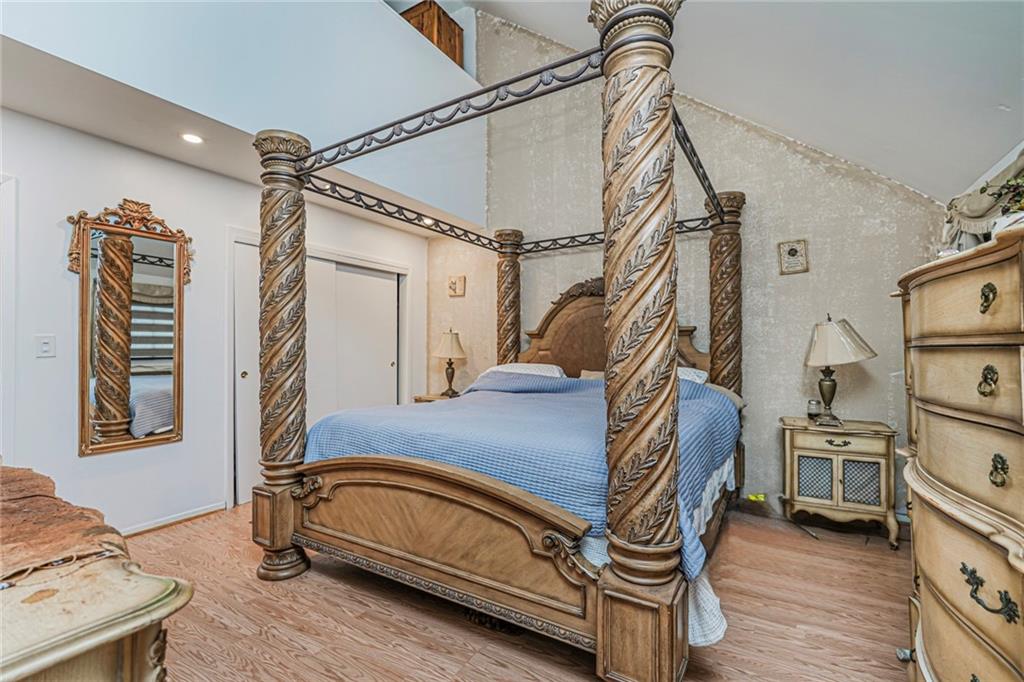 121 Clark Lane Tompkinsville Staten Island NY 10304