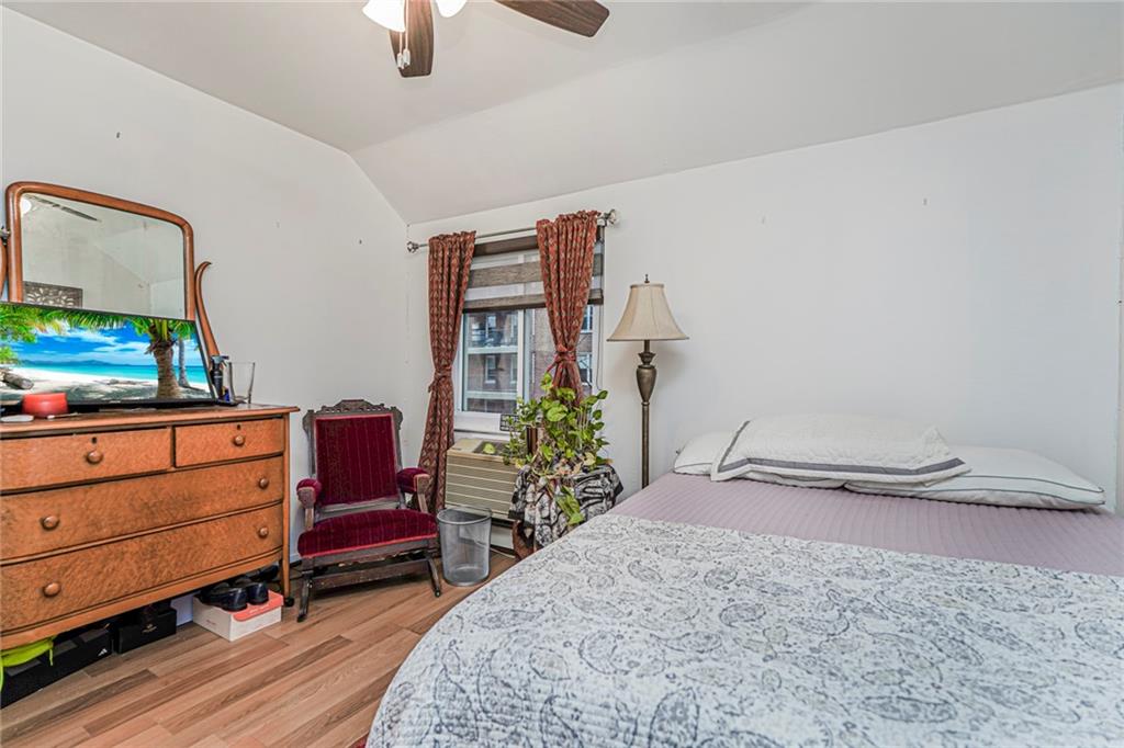 121 Clark Lane Tompkinsville Staten Island NY 10304