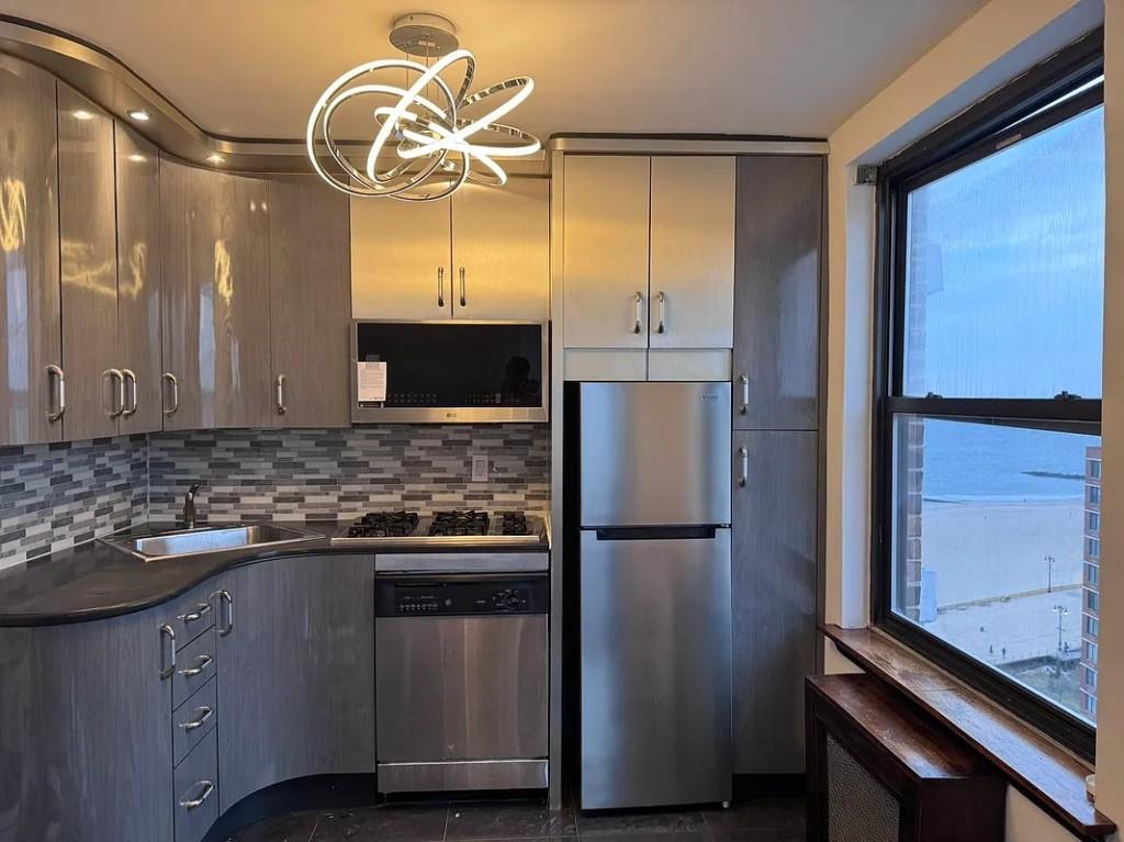 40 Brighton 1st Road Brighton Beach Brooklyn NY 11235