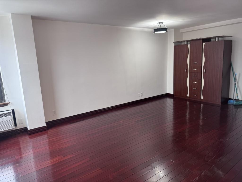 40 Brighton 1st Road Brighton Beach Brooklyn NY 11235