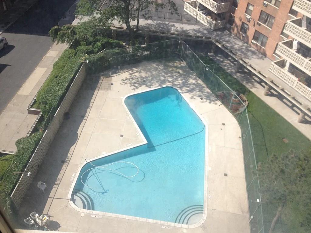 40 Brighton 1st Road Brighton Beach Brooklyn NY 11235