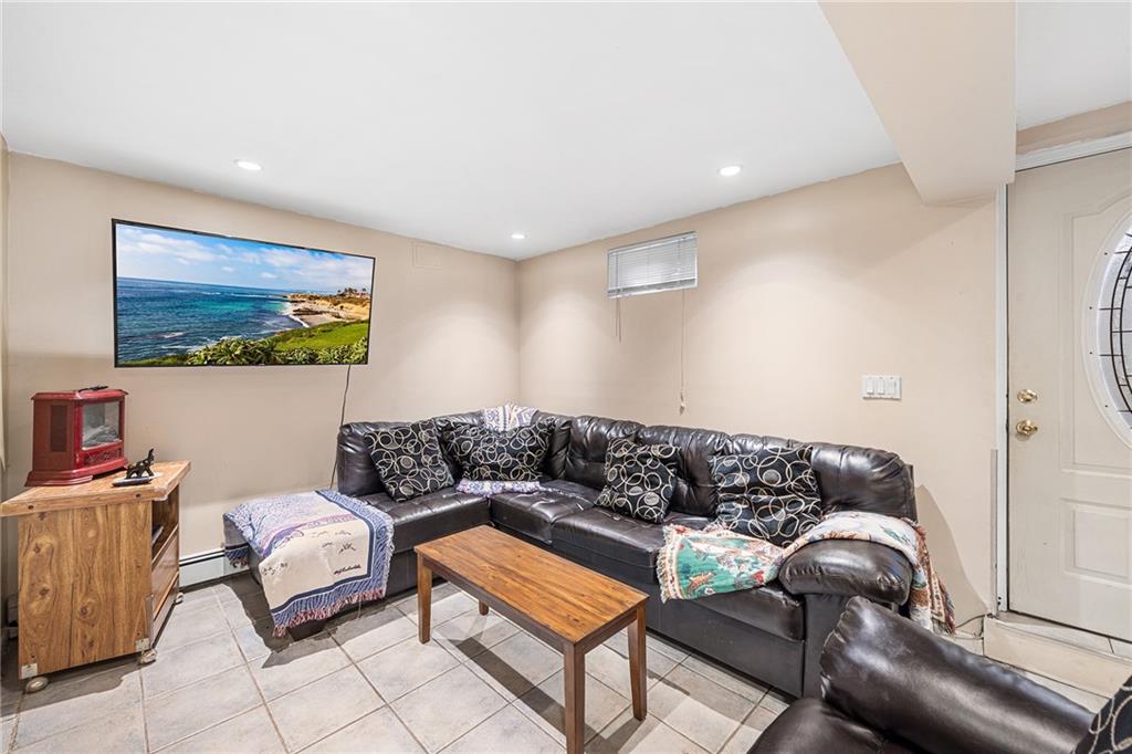 181 Mosely Avenue Annadale Staten Island NY 10312