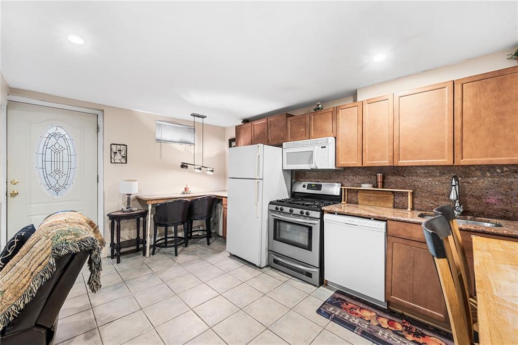 181 Mosely Avenue Annadale Staten Island NY 10312