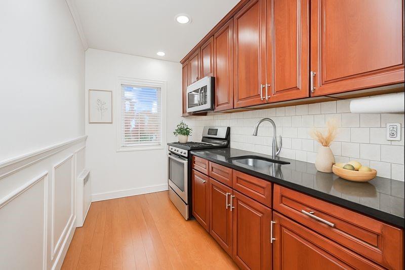 248 Bay 19th Street Bath Beach Brooklyn NY 11214