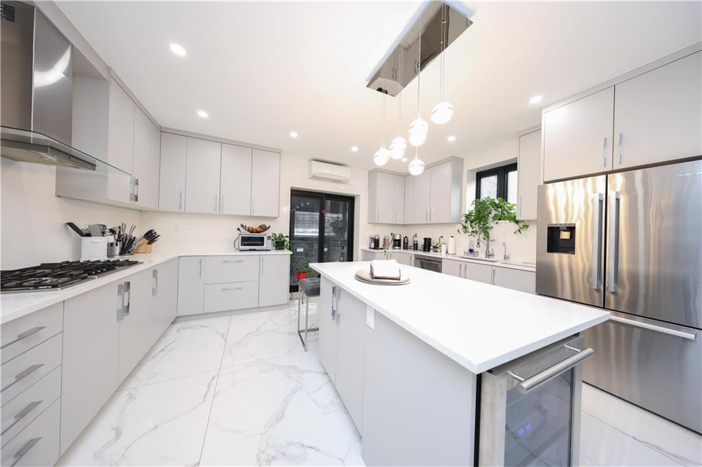 2295 East 26th Street Sheepshead Bay Brooklyn NY 11229