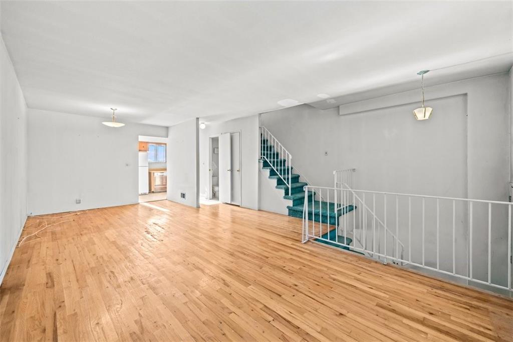 54 Narrows Road South Grasmere Brooklyn NY 10305