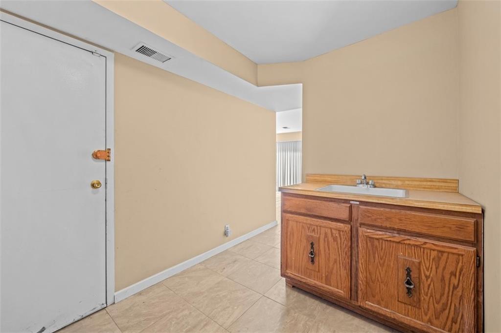 54 Narrows Road South Grasmere Brooklyn NY 10305