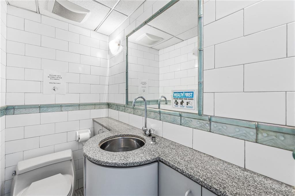 2053 East 16th Street Homecrest Brooklyn NY 11229