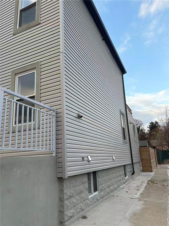 73 Irving Place Stapleton Staten Island NY 10304