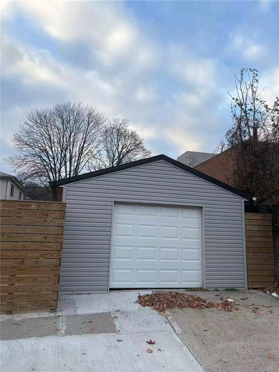 73 Irving Place Stapleton Staten Island NY 10304