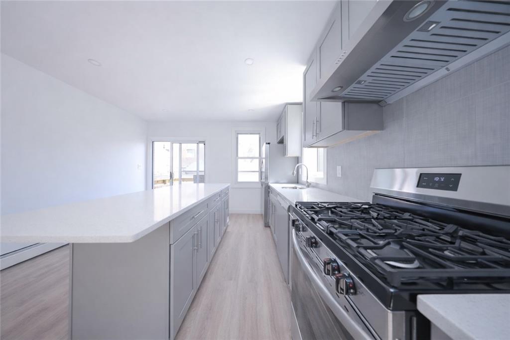 73 Irving Place Stapleton Staten Island NY 10304