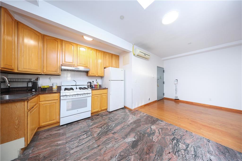 2265 West 7th Street Gravesend Brooklyn NY 11223