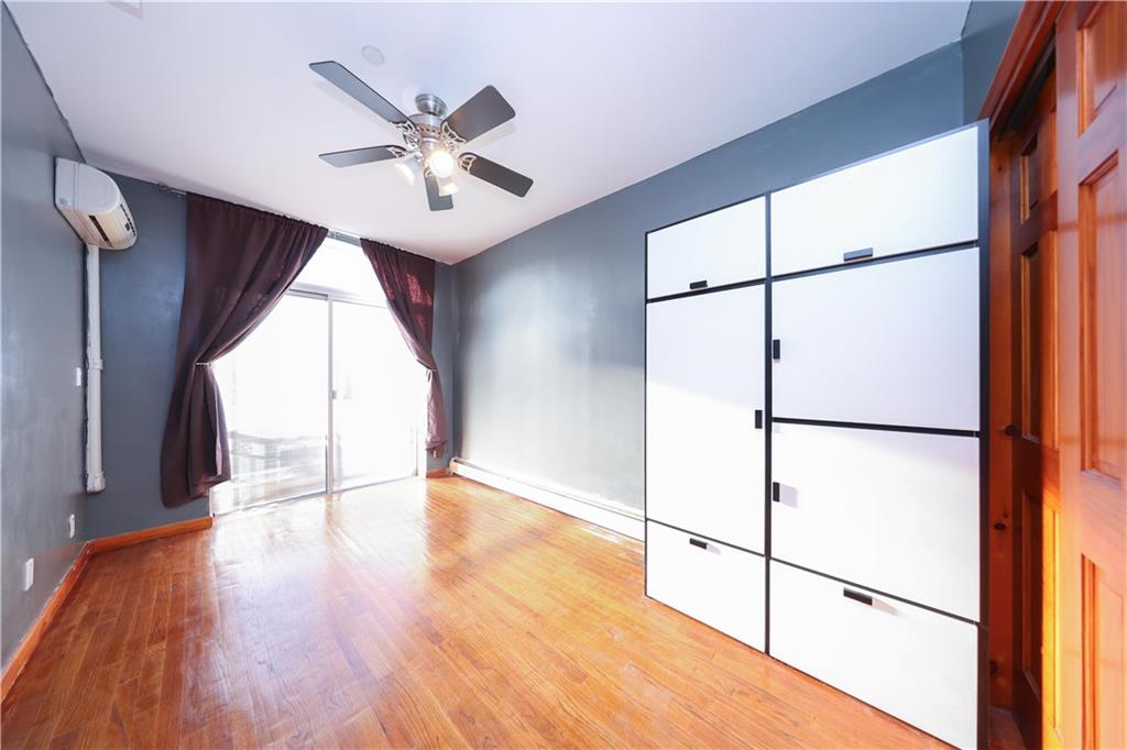 2265 West 7th Street Gravesend Brooklyn NY 11223