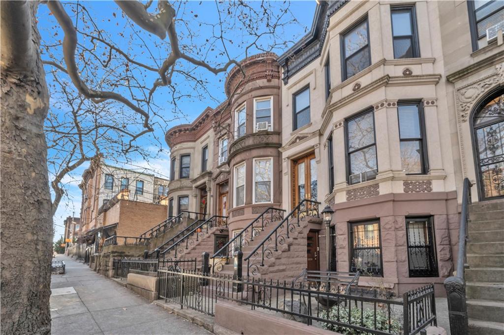 566 47th Street Sunset Park Brooklyn NY 11220