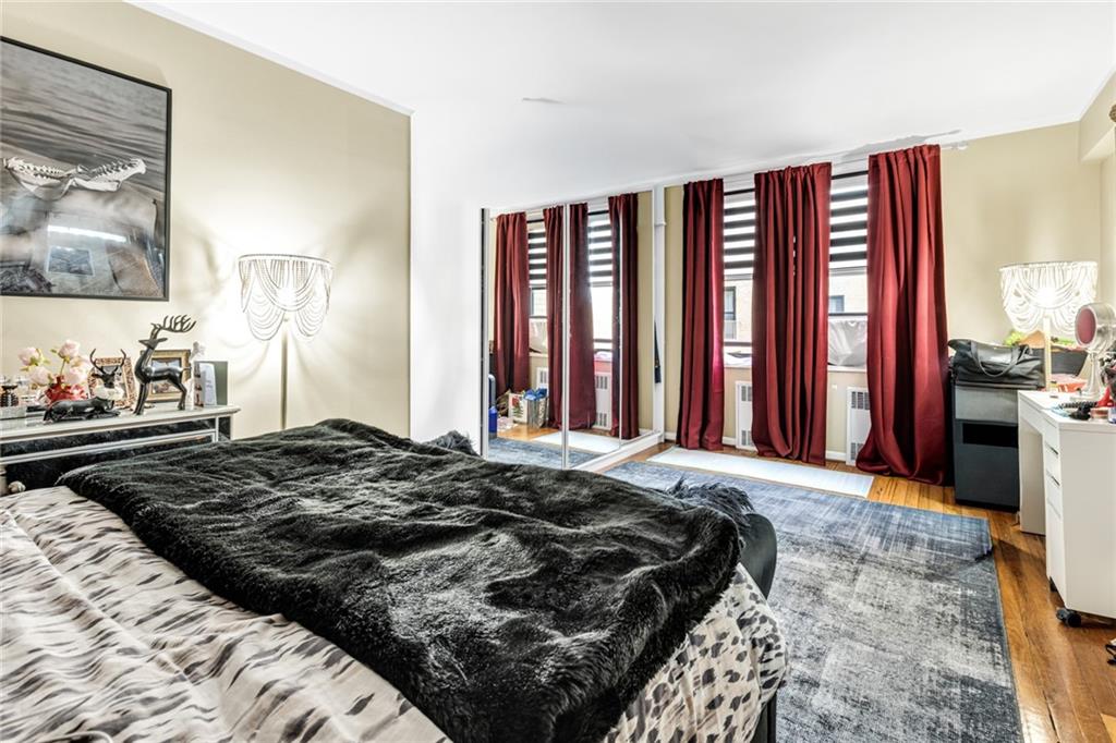 2 West End Avenue Manhattan Beach Brooklyn NY 11235