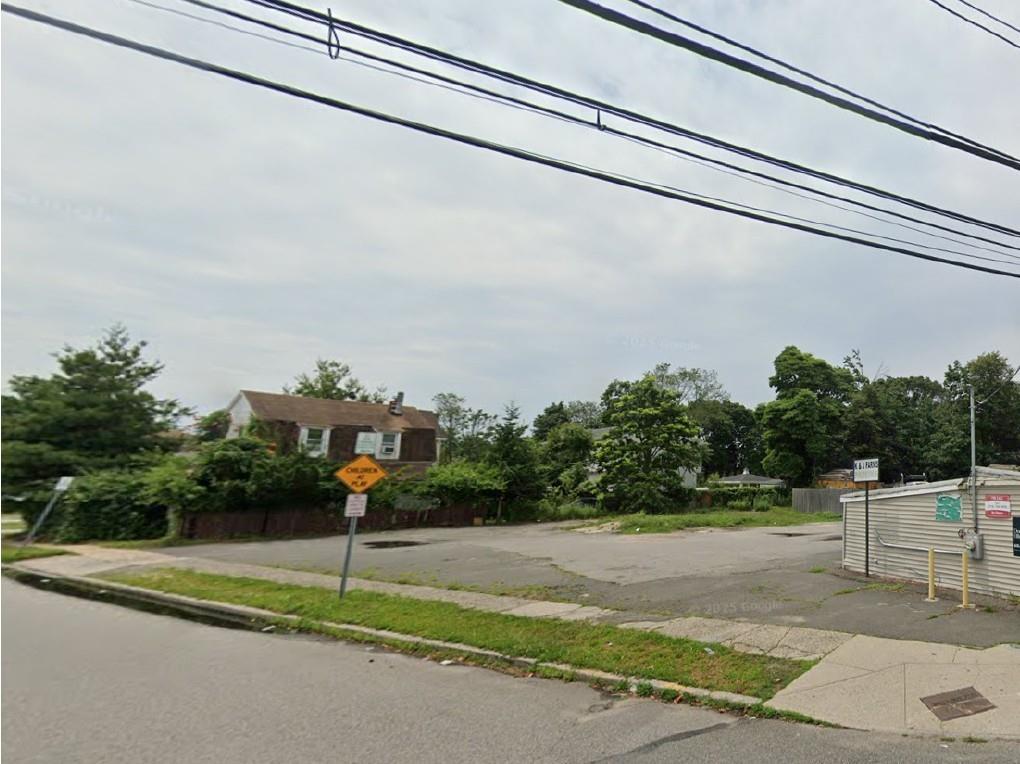 701 NOSTRAND Avenue Out of NYC Uniondale NY 11553