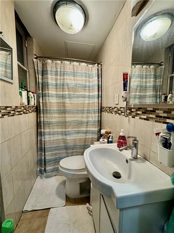 527 49th Street Sunset Park Brooklyn NY 11220