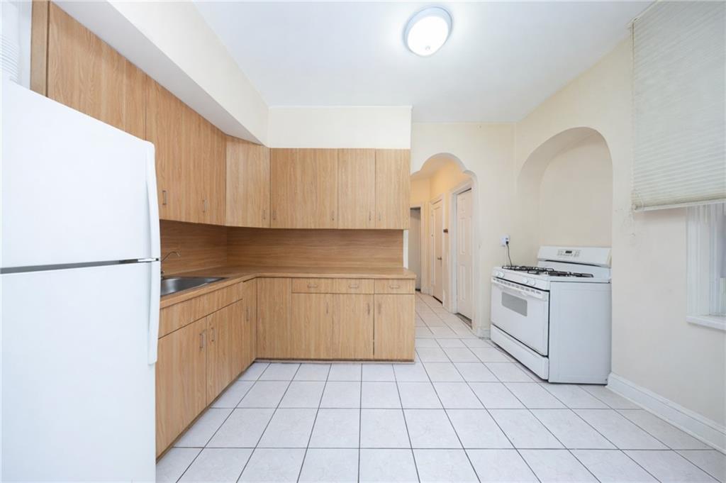 251 Avenue P Bensonhurst Brooklyn NY 11204